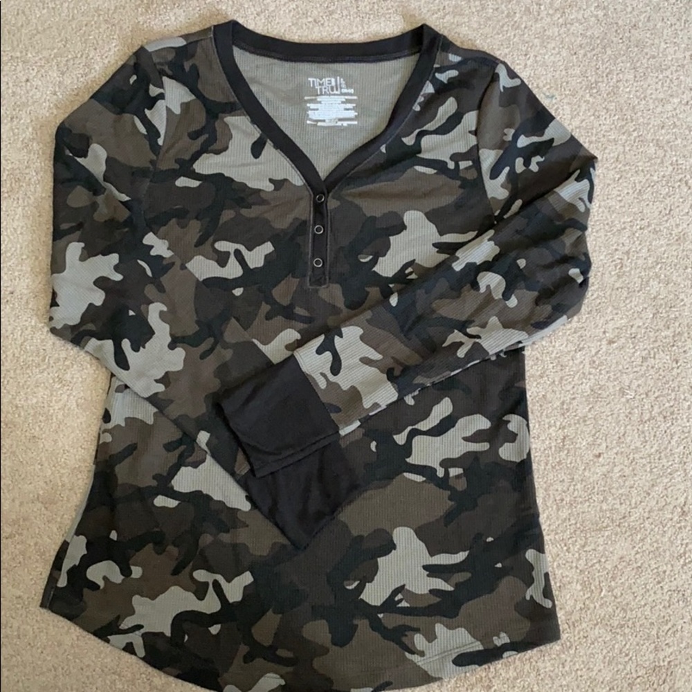 Camo waffle-knit Henley